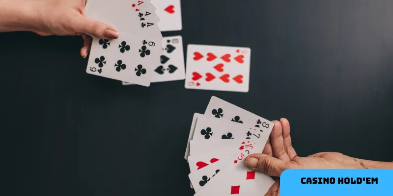 Casino Hold'em mang lại sự đơn giản nhưng không kém phần hấp dẫn so với Poker.